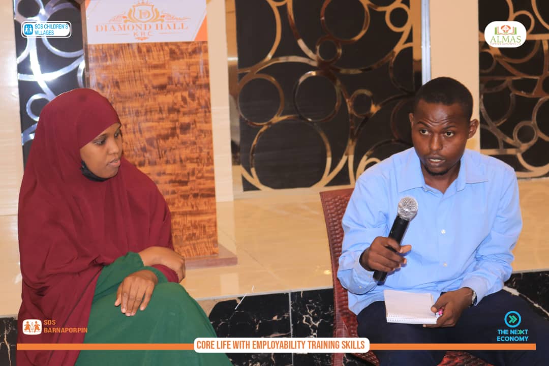 AlmasTraining's tweet photo. @AlmasTraining  continues the youth skills training in Week 5 of Group 4 under the Phase II training Program. with the support of The Next Economy Project and @SOSCVSomalia.The training program aimed to provide young people with life skills and employment. @SOSCVSomalia https://t.co/EnzObDxH7S