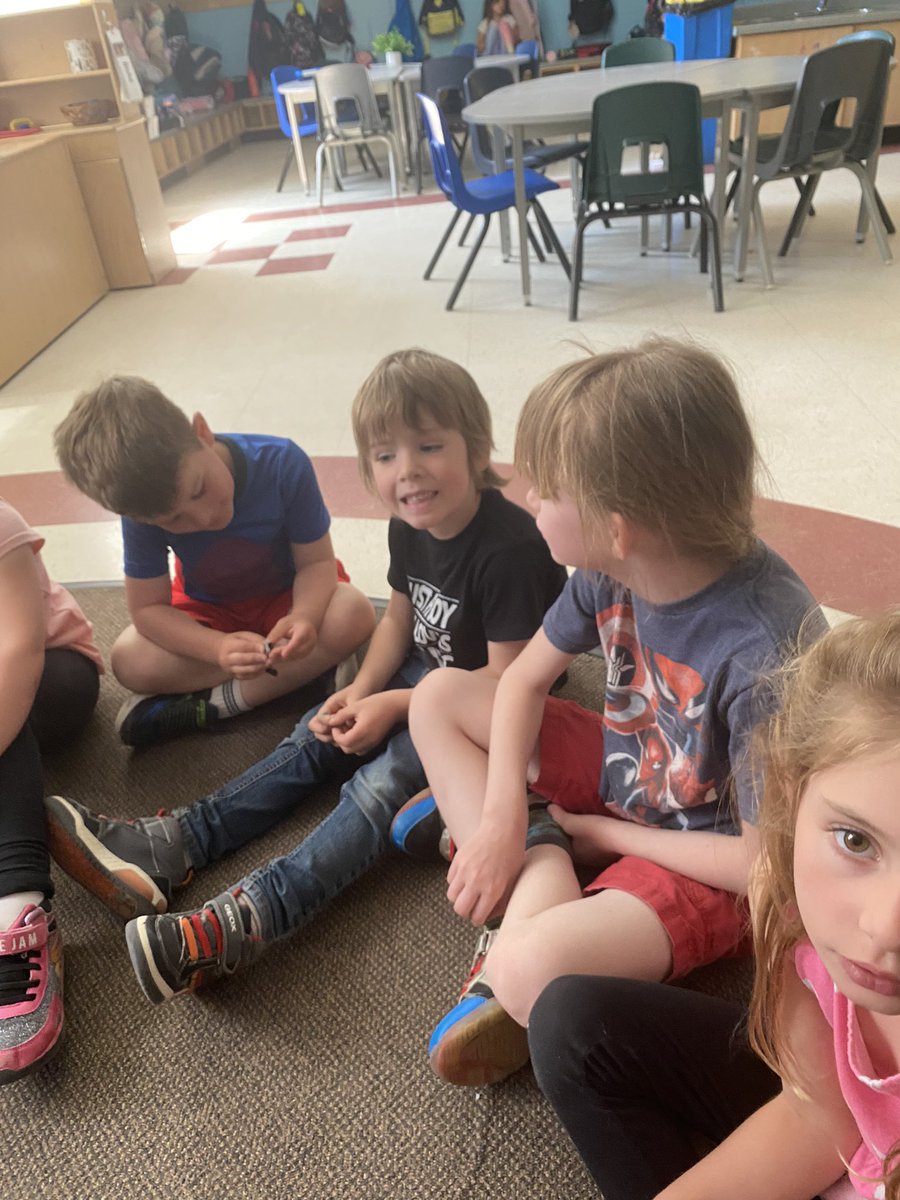 MrsRayOCSB's tweet photo. This 🐢 just turned 5! C’s friends were very excited to build him Titanic models out of makerspace materials to give to him as birthday gifts! @StPhilipOCSB @MrsJPJohnson @MmeSteed https://t.co/kfBPGXldw0