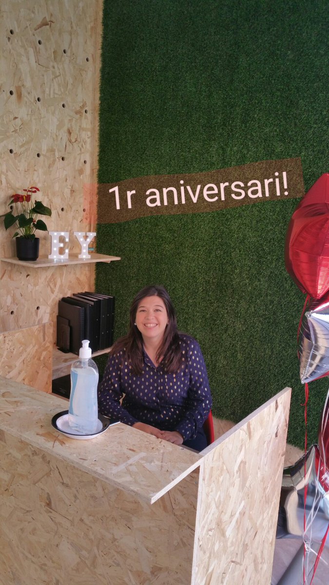 🎉1r aniversari escola Express Yourselfi! 
📅El proper dimecres 11 de maig de 17h a 20h celebrarem a l'escola que fa un any vam aterrar a Vilafranca! 
Esteu tots i totes convidades!
#vilafrancadelpenedes #escolaoratòria 
#formació #Oratòria #parlarenpúblic #comunicació #Penedès