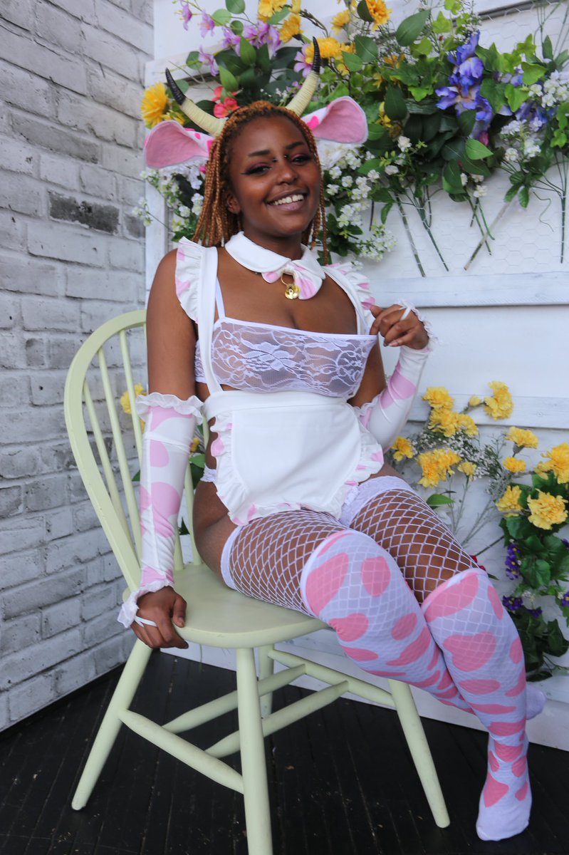 Cuddlesluut_'s tweet photo. 💐 Guess who’s back, and just in time for spring 💕 https://t.co/GQuABc2esS