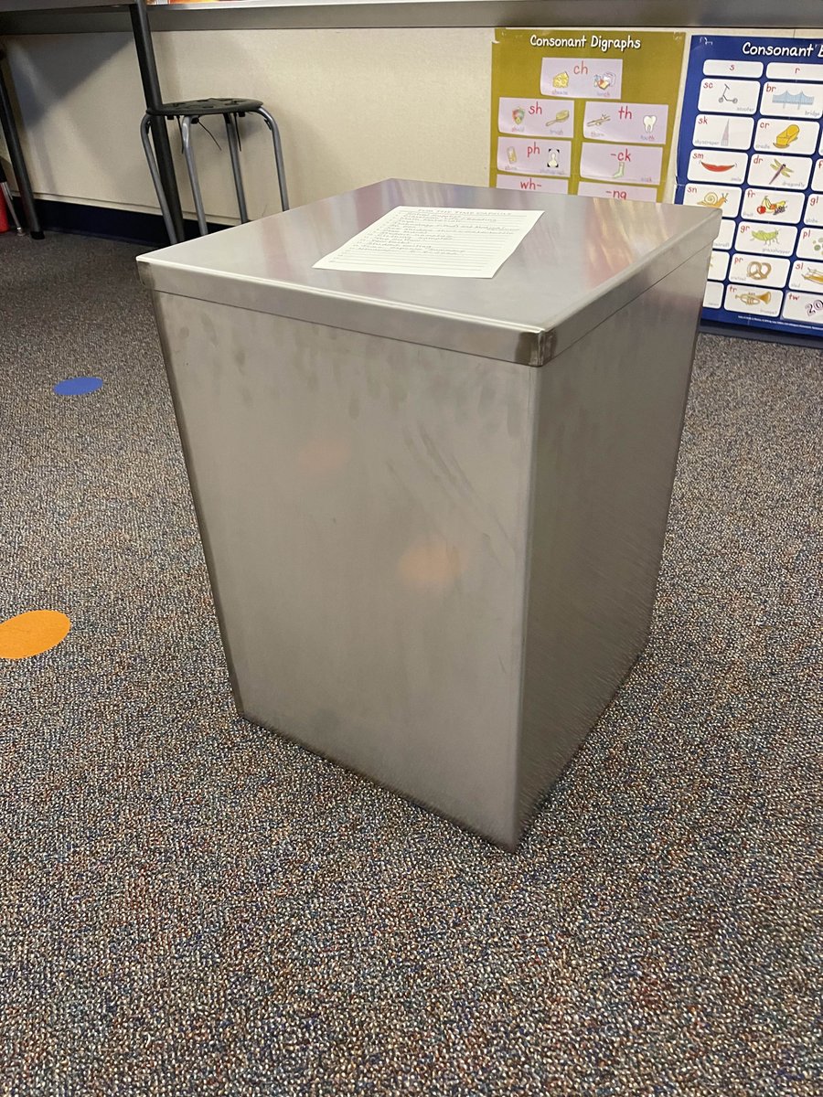 hsefoundation's tweet photo. Today HSEF attended the SCE Time Capsule Celebration! This Fall 2021 HSEF grant project involved Mrs.Gropp’s second grade class creating a time capsule to remember this unique time in history.

To learn more about this and other HSEF grant projects, visit: https://t.co/Sy8ShxCJVs https://t.co/VfotpHe880