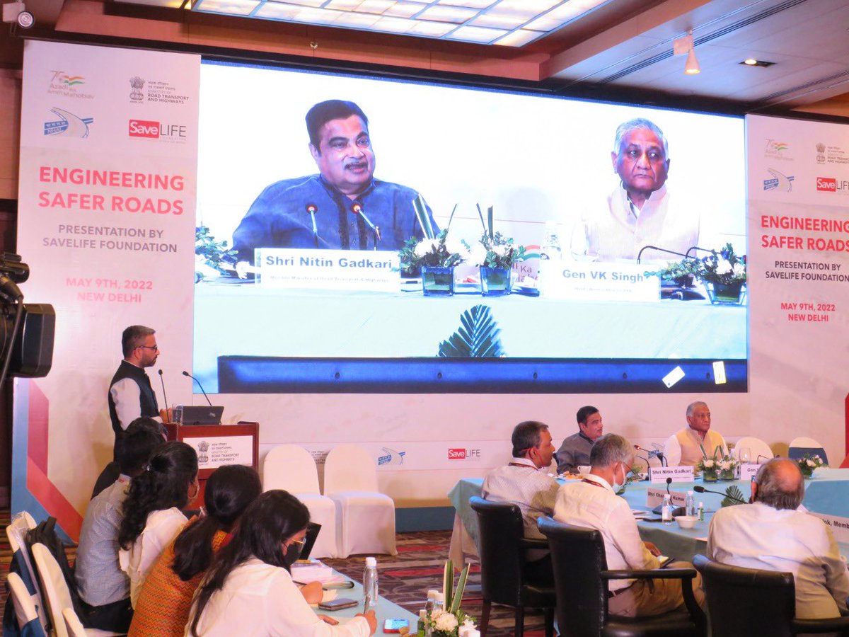 piyushtewarii's tweet photo. Today we at @savelifeindia made a detailed presentation to Hon Ministers Sh @nitin_gadkari and Sh @Gen_VKSingh on the engineering issues leading to road crashes and deaths across India. The findings come from our #ZeroFatalityCorridor program currently being (1/4) https://t.co/6Cfu8gYqtM