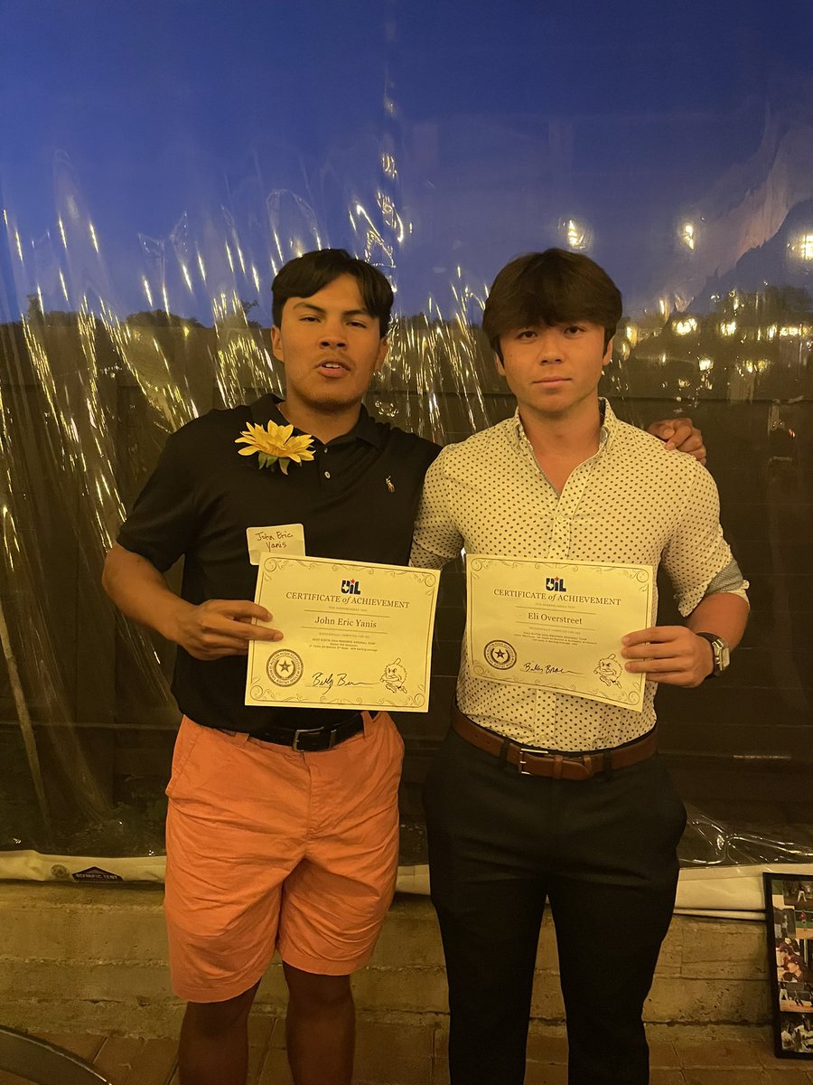 johneric2_'s tweet photo. @EOverstreet23 @AHSMaroonBase @6ATxHSBaseball @TopPreps potential is through the roof with this dude, easily one of my favorite teammates ever. glad we were able to put our work to use this year. https://t.co/3ZYWk7hXmn