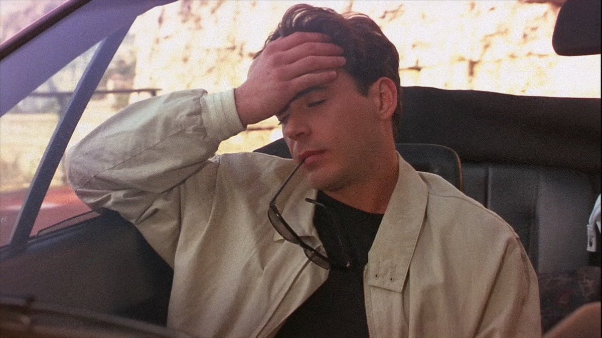 rdjsfilms's tweet photo. young robert downey jr is so beautiful https://t.co/DiXlv7SuB3