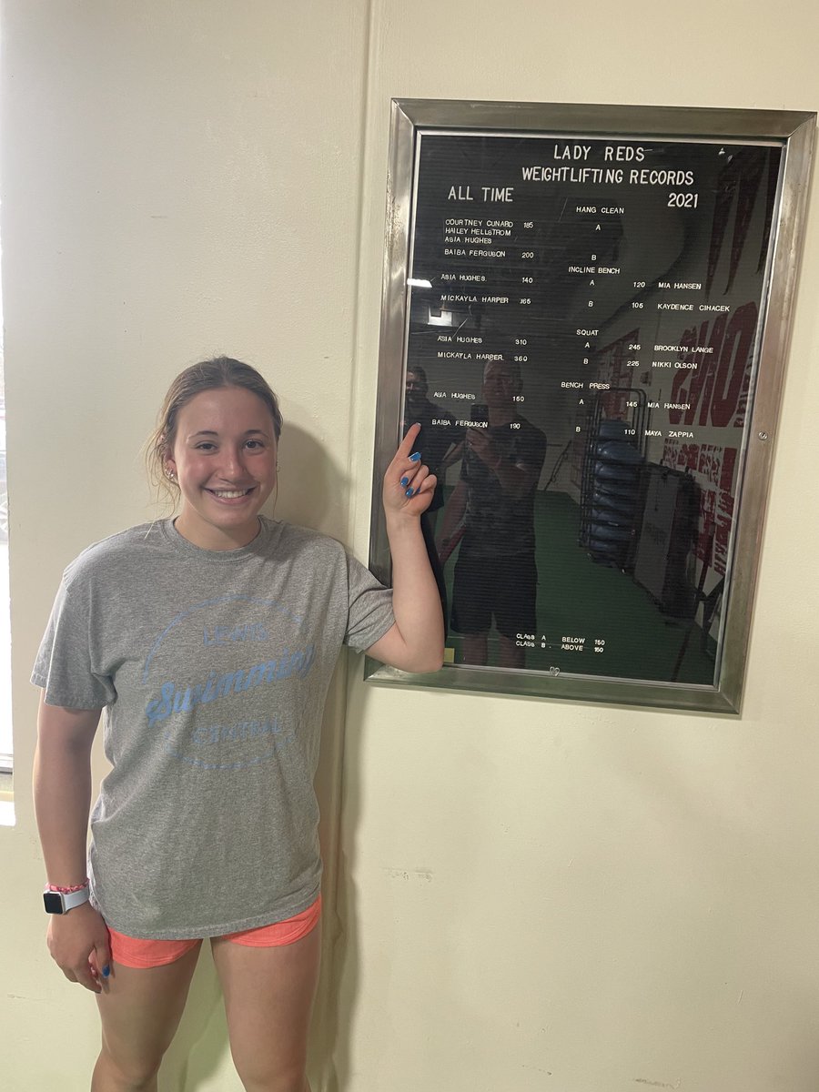 BigRedsPride's tweet photo. Mia Hansen sets an all-time bench press record for MV High School of 155 ponds at the lightweight level. #LadyRedsPride https://t.co/aU6g5aGODI