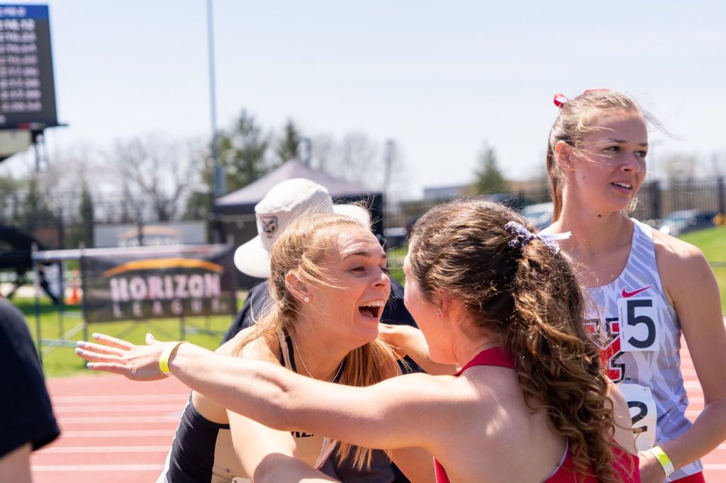 iuindy_wxctf's tweet photo. All love in the @HorizonLeague…just two great senior student athletes  celebrating each other’s success! Thanks to @OaklandTrackXC for putting on a great meet and congrats on your 800 title @maddileigh8 https://t.co/Qz1dQZWnIS