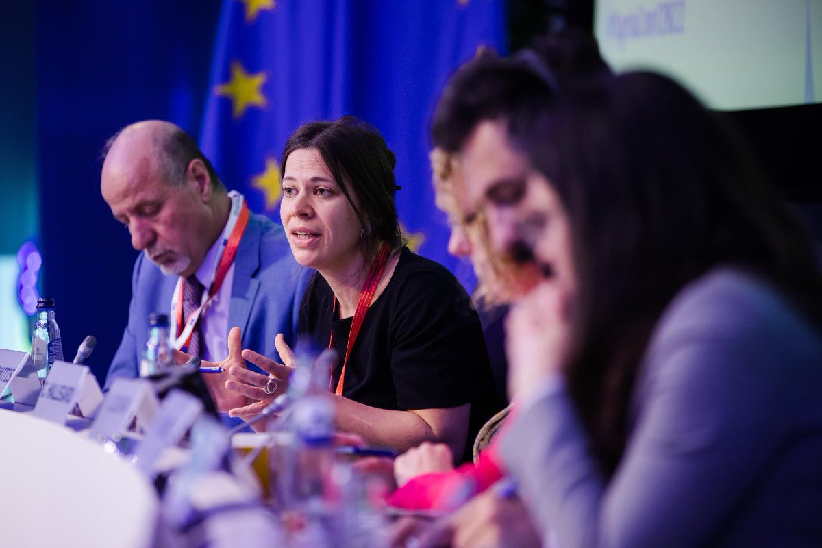 EUinSyria's tweet photo. اختتام اليوم الأول من مؤتمر بروكسل السادس تحت عنوان "دعم مستقبل #سوريا والمنطقة".
#SyriaConf2022 https://t.co/kLPDcLQOZX