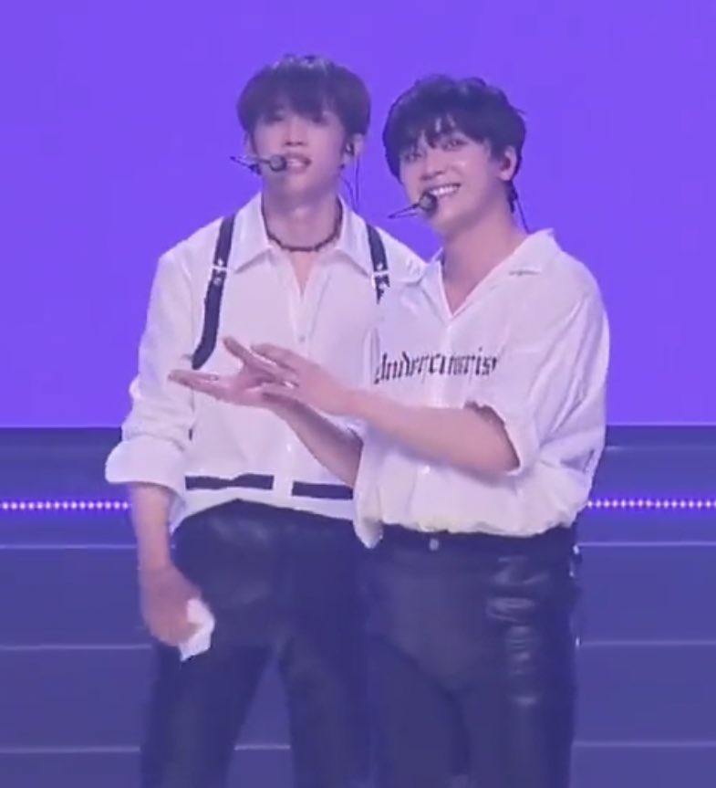 hourly sunhak tweet media