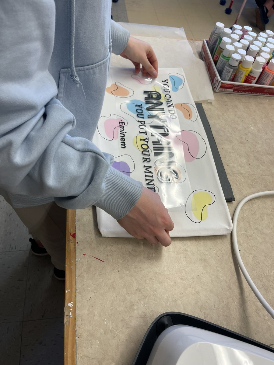 DanielleKelsey_'s tweet photo. Today in Art 9 we started pressing our designs onto our painted canvases using our @OfficialCricut Easy Press!! These are turning out beautifully! @FRJHschool #CreateSomethingAmazing https://t.co/3I2x1jCIz3