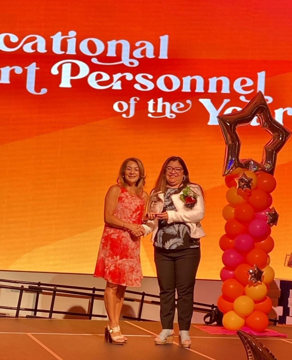 IBMorehead's tweet photo. 🎉🎉👏Congratulations to our Teacher and our Support Personnel of the Year! Mr. Vogan and Mrs. McKissack! It's an honor to have you as part of our familia!♥️ https://t.co/IQCoiX8xCv