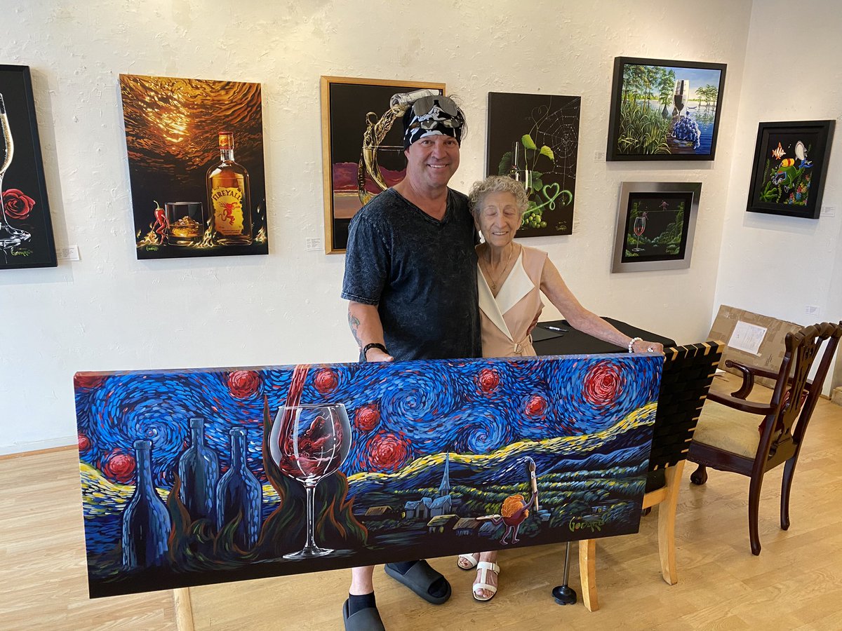 She may be 95 but she still enjoys art and her wine :) where do u see yourself at 95?
#godard #art #artist #vangogh #starrystarrynight #draw #gallery #artshow