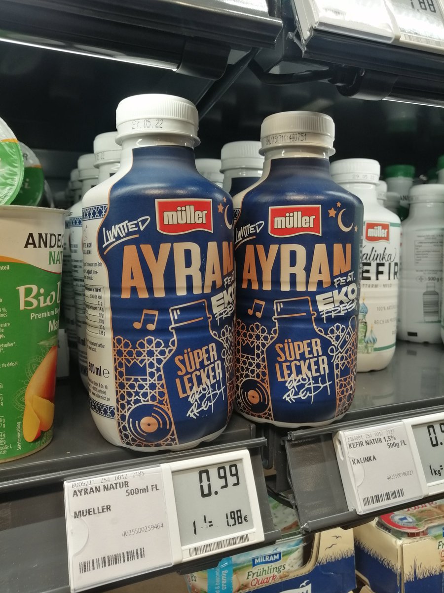 "Komm, wir machen Kanakengetränk!"

"Au ja, und wir schreiben 'Süper' statt 'Super'!"

"Geil!"