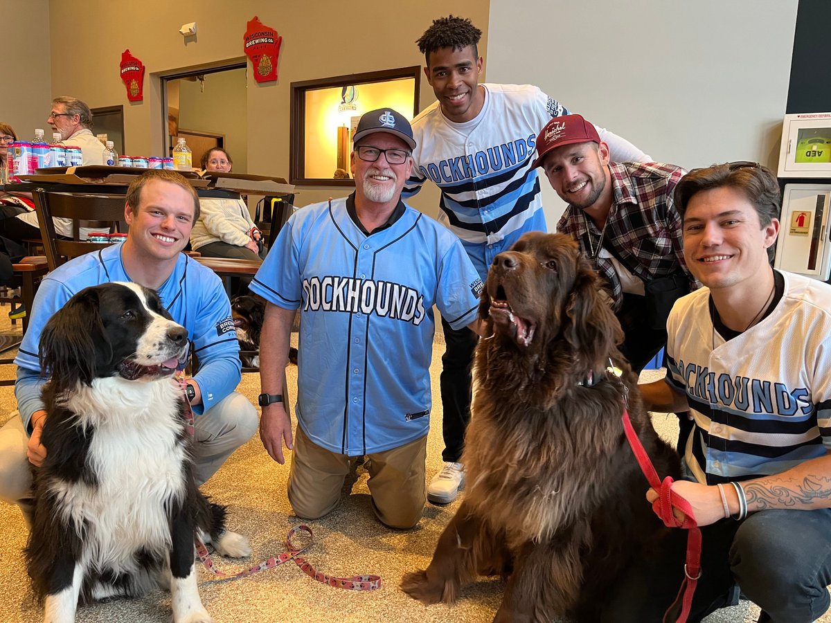 DockHounds's tweet photo. What a great Meet &amp; Greet the other day @WisBrewingCo Park! 🍻 

It was also the release of the Walk-Off Light Lager - the official beer of Wisconsin Brewing Co. Park - Home of the DockHounds!

Who's trying the Walk-Off Lager this season? 

#ready2rally https://t.co/5uC7n4nguu