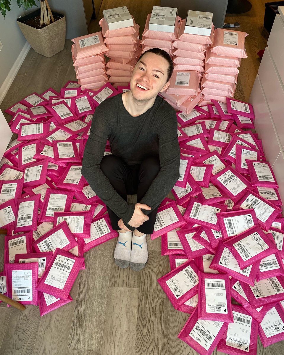Thank you for all the love this weekend😭💓 I packed over 350 orders, and pulled all nighters to get all your orders out as quickly as I could. 

What a dream this is😭💓