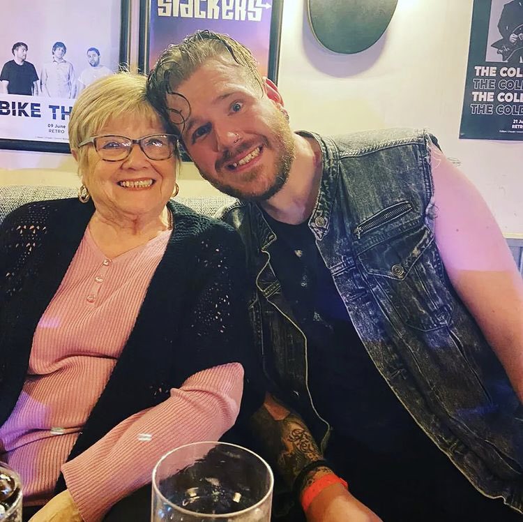 The Two Step Goodbyes tweet media