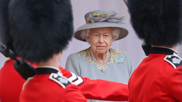 BFMTV's tweet photo. 🔴 ALERTE INFO
Elizabeth II: la reine absente pour le discours du trône mardi, pour la première fois depuis 59 ans
https://t.co/cNj7yFuHiV https://t.co/NQmLCsJThv