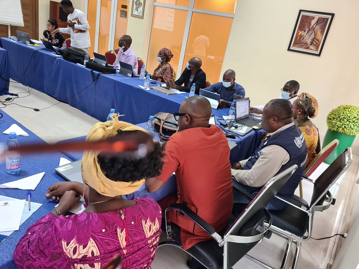 Renforcement des capacités des staffs bureau OMSMali en matière de relations extérieures, de mobilisation des ressources et de partenariats. La formation a débuté ce jour à l'hôtel Maeva de Bko, facilitation assurée par #OMSMali et #Guinée et l'appui financier de #AFRO