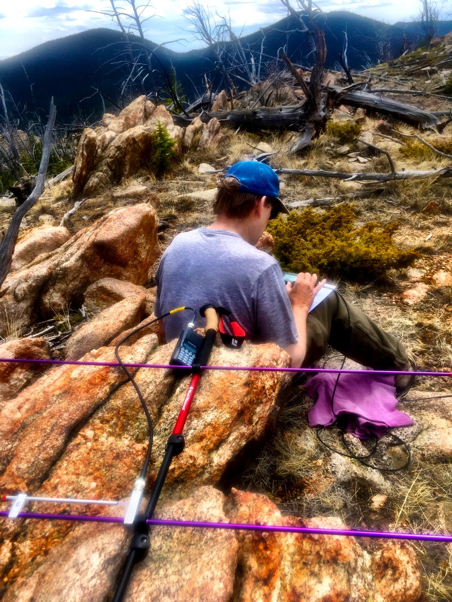 Ray/KD8EQA searches Saturday's busy 20m for S2Ss (Summit-to-Summit) contacts with his KX2 to EFHW antenna. Ray's VHF Arrow elements to trekking conversion (KB1HQS's idea 3D-printed clamps) worked well for snagging 2m QSOs from an isolated summit!