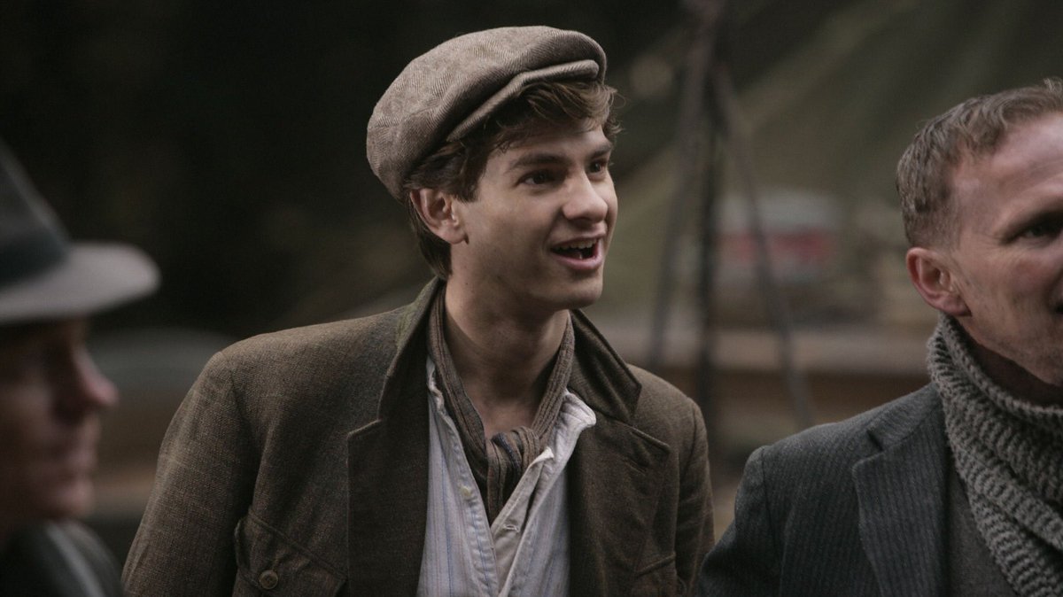 charmingflynnx's tweet photo. andrew garfield has understood the assignment since the beginning https://t.co/GQlb2YiG4x