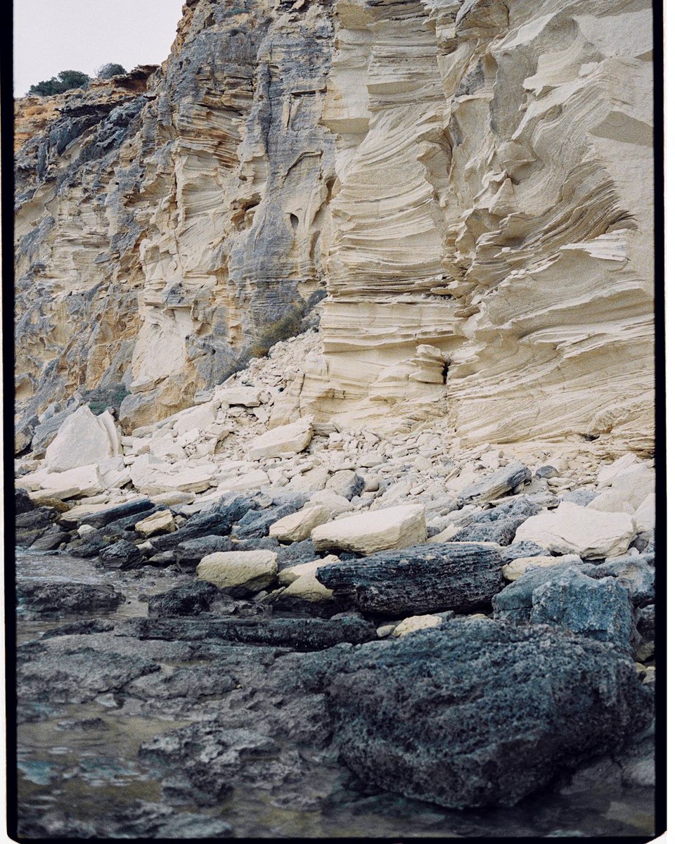 Overcast in Formentera 🌞🥚
#kodak #35mmfilm #stone #contax
