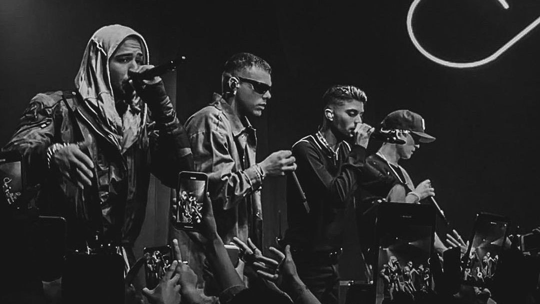 cncotravieso's tweet photo. you always and forever ❤️‍🩹✨ https://t.co/hfKCHvoSX8