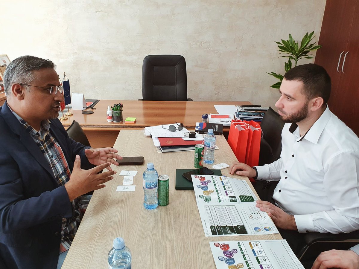 Danas je Upravu za saradnju sa dijasporom–iseljenicima posjetio ugledni biznismen iz Malezije, Hamid Rashid, vlasnik kompanija Finterra Technologies i Finterra Global Plantations, sa kojim se govorilo o mogućnostima ulaganja ove kompanije u Crnu Goru.