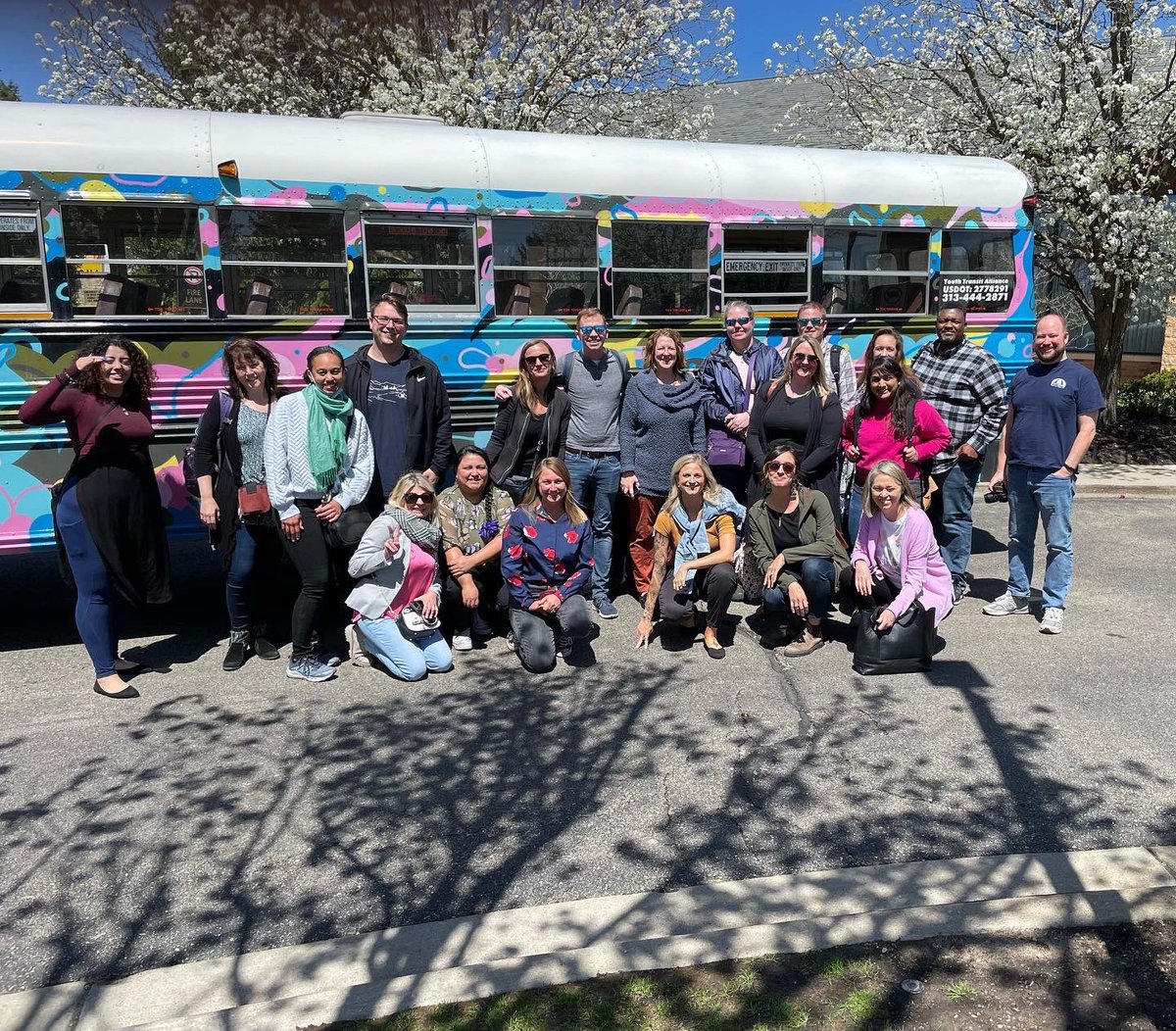 utaustinmes's tweet photo. CMES outreach got the Teacher Leadership Program together in Dearborn, MI for our first in person workshop in 2.5 yrs! This amazing group of educators spent the weekend visiting sites around Detroit, learning about the richness and diversity of the Arab American experience. https://t.co/no5dTig3Sq