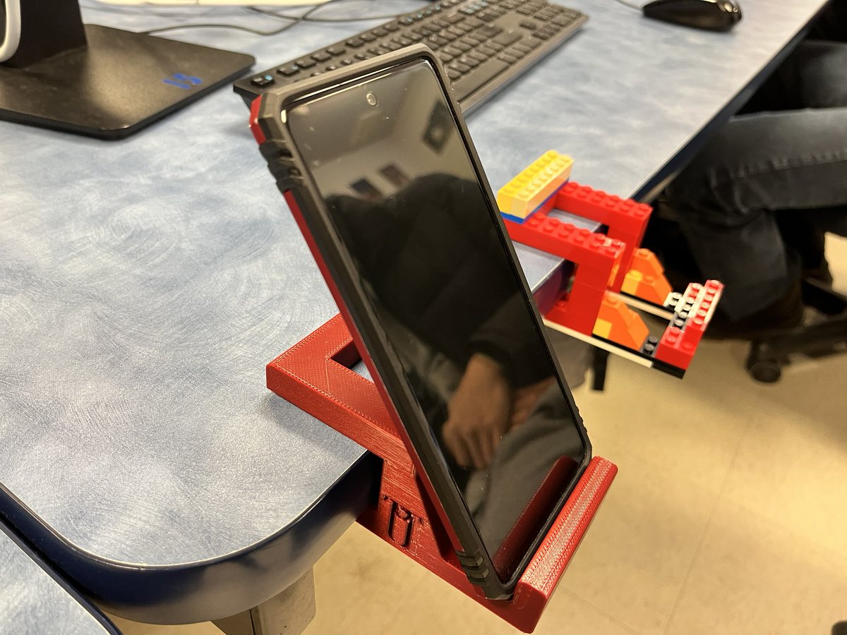 shsdrafting's tweet photo. Custom #design phone holder designed by Peyton C  #lego #3D #ADSK_inventor #3Dprinting #afinia #engineering #sislerHS #winnipegSD https://t.co/y15elRW9mE