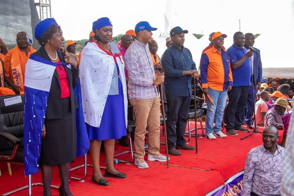 mamangilu's tweet photo. The love for Baba @RailaOdinga in Kajiado is just amazing. No one can stop an idea who’s time has come. https://t.co/FUuGIUAMVa