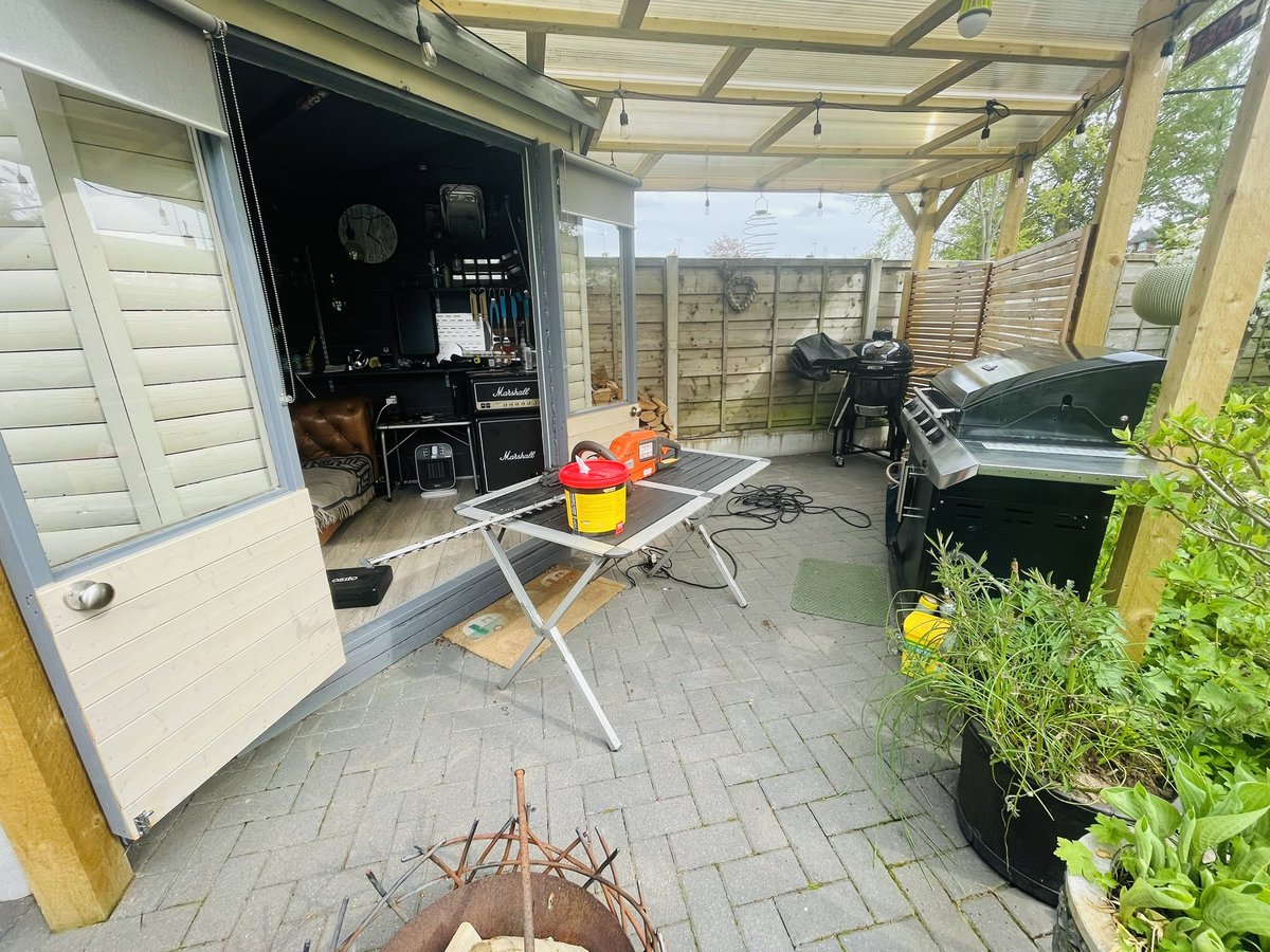 Keeping things in top condition.💧🍃🍃 #gardening #gardener #gt85