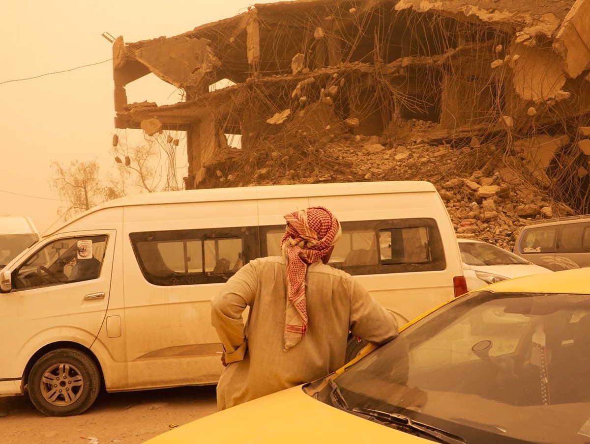 absalpha1's tweet photo. Sandstorm. Iraq 2022. https://t.co/L7T0VQftS4