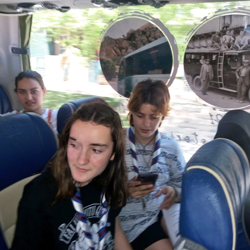 juventud_Lorca's tweet photo. La Concejala de Deportes,Movilidad,Soc-Info TIC @IreneJodar representando al @AytoLorca en la jornada final del proyecto EU #DialGo-diálogo estructurado-en San Javier junto al grupo de jóvenes lorquinos que aportan propuestas para mejora de la RM junto a 120 jóvenes +.#DiaEuropa https://t.co/pYu5Z2b2AS