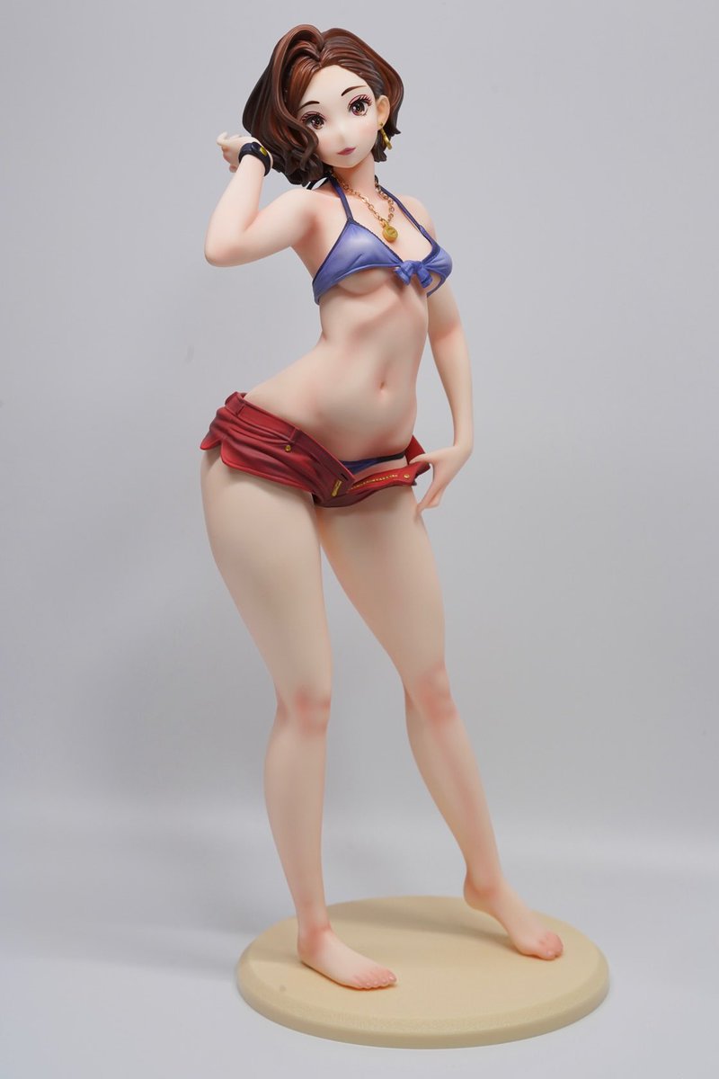 漫画『女主任・岸見栄子』より見栄子営業先でムチッと海水浴ver.完成品フィギュア(ダイキ工業)各ショップさんにて好評発売中❤️ 巨尻ぃッ‼️ 