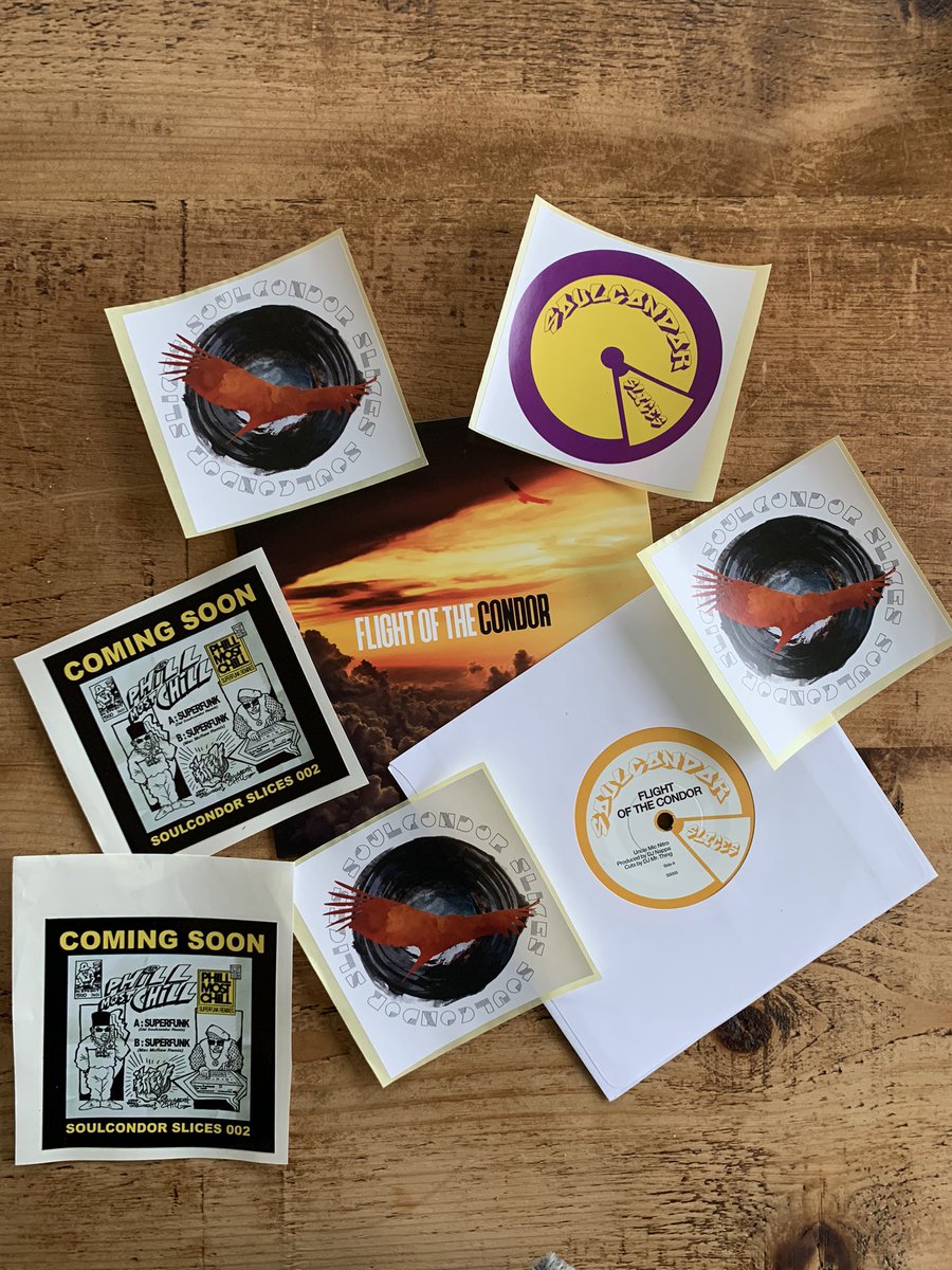 DJDS79743329's tweet photo. Got home and checked the postbox. Huge thanks to @FreshPressings for @DelSoulcondor’s last 45 on #SouldcondorSlices. Amazing both sides!! Big up to @nappa72, #MrThing,    @MicNitro &amp; #krashslaughta for such an amazing 7”!! Such a beautiful tribute to our much loved brother Del 🙏 https://t.co/UMS0LHRLtj