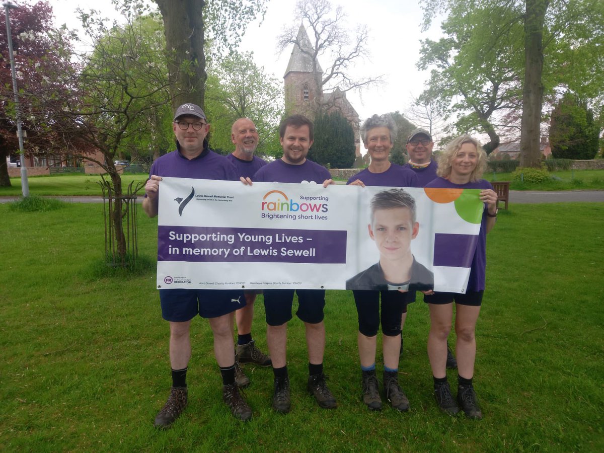 denisamccarthy's tweet photo. https://t.co/LbIlKCdes1
Day 3 of our #hadrianwalkchallenge Over 18 miles, lots of hills and over 40,000 steps.
#walkforlewis https://t.co/8Vio2h55Ei