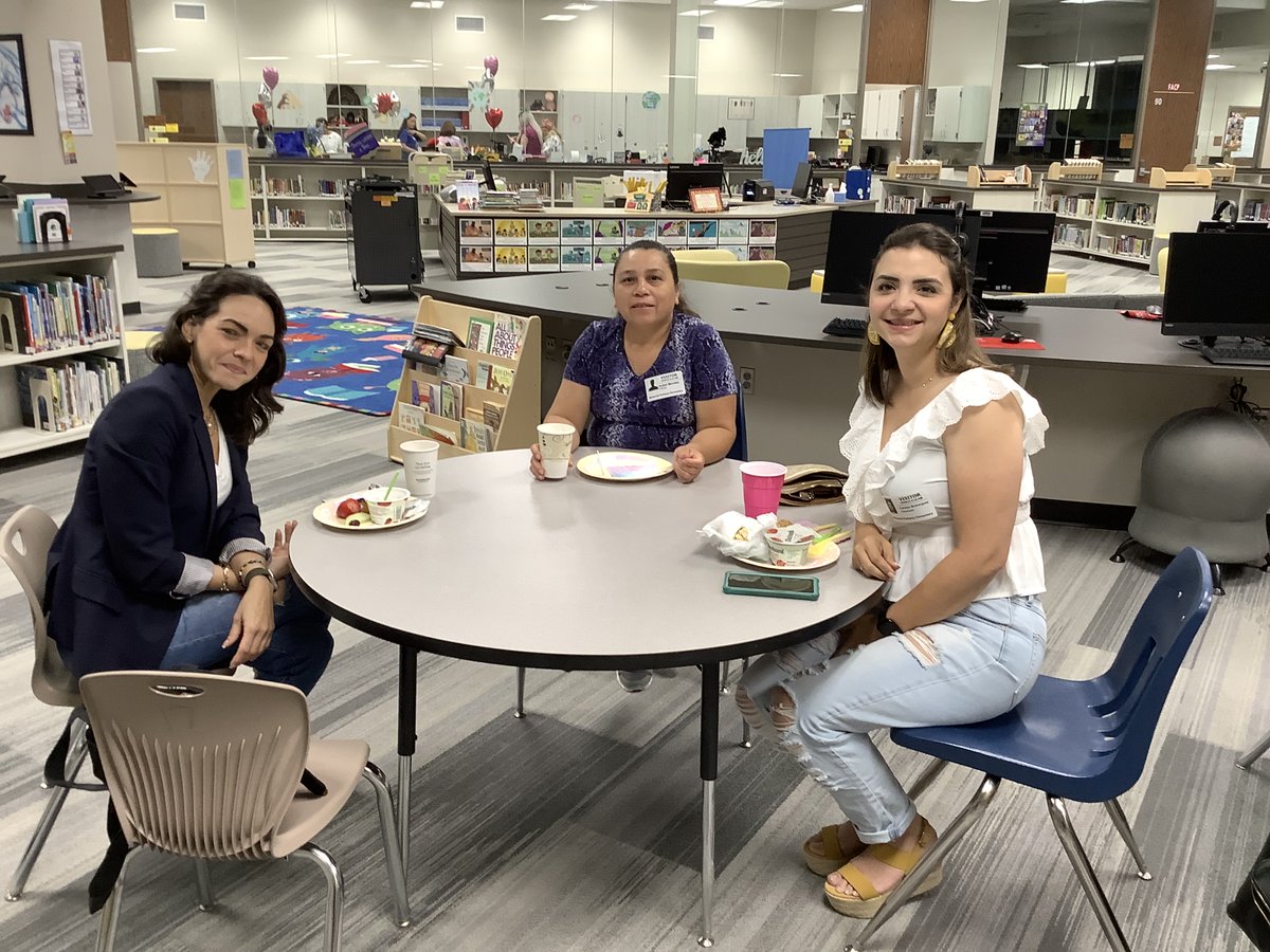 MPElemSchool's tweet photo. MPE PTA Volunteer Luncheon. Thank you PTA, we appreciate the countless hours and task you accomplish for all our MPE Panthers. We love you. #MPEPTA @MPElemSchool @thspig #MPEweareone #MPEweare1 @MrsPalestina @MsKarlaSanchez1 https://t.co/BtPFPrgsh1