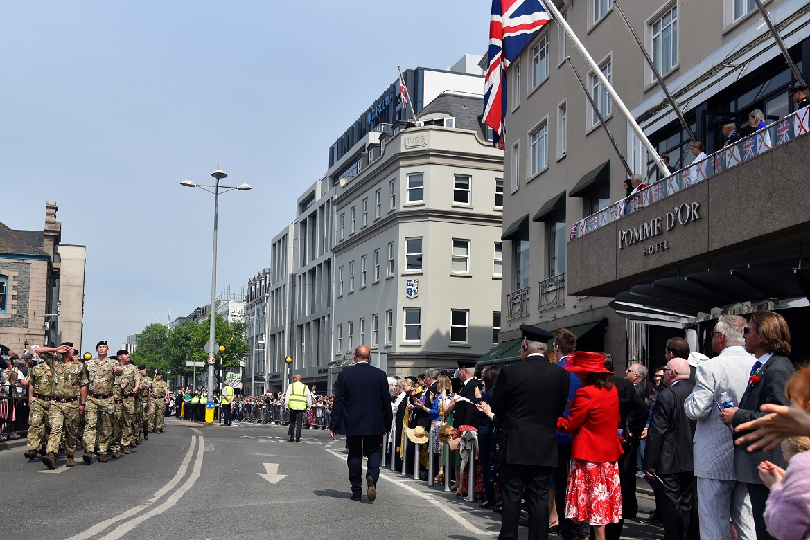 #Liberation77 <a href="/CharlieMartell1/">Charlie Martell</a> led his Sqn past representatives of <a href="/RoyalFamily/">The Royal Family</a> as #JerseyCI celebrated #Libo77