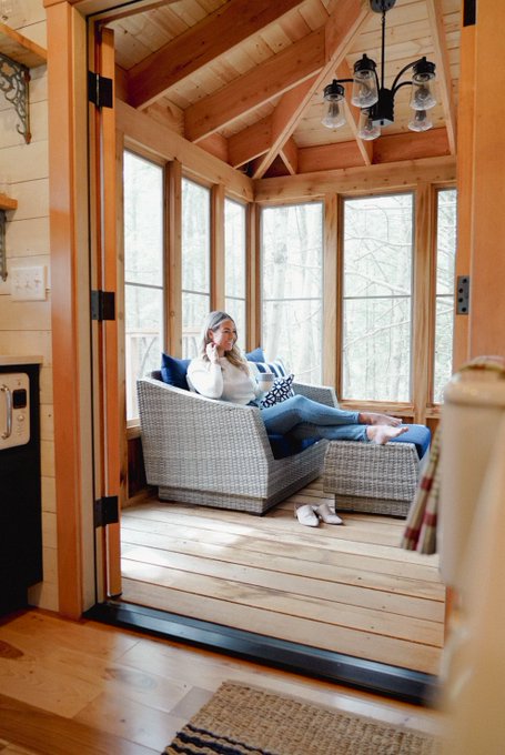 Treehouse stays 🌲 https://t.co/6y1hwOH6u9