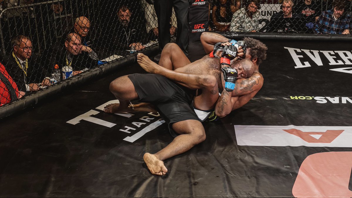 CESMMA's tweet photo. #CES68 Results: @TheCrochetBoss def. Danyelle Williams via Technical Submission at 4:03 of Round 1 on Friday in #Fargo on @UFCFightPass https://t.co/JxKUMhGRyf