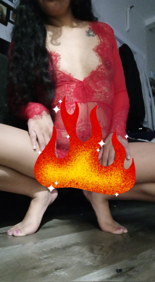 Lizzylicks1's tweet photo. Yes bby i want have fun get ur attention come see more 
https://t.co/in9LGgBj8o https://t.co/aXn1DSramy