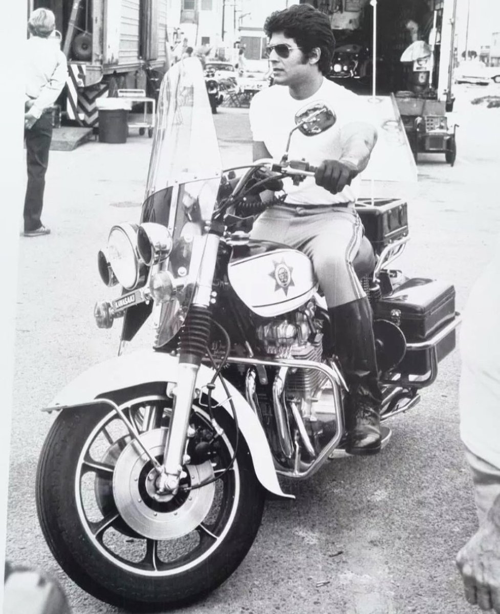 Goodnight my dear friends❤️😘
<a href="/ErikEstrada/">ERIK ESTRADA</a> @Jenny79217656 <a href="/MelindaTrail82/">Melinda Trail</a> <a href="/chocaholic6/">wendy hooker</a>
<a href="/RosanaB92331669/">RosanaBarboza</a> <a href="/VoteLeilani2016/">Leilani K. Dagostino</a>
<a href="/Patrici74722849/">✨Trish ✨</a>
<a href="/Number1Sandy/">Sandy Howlett</a>
 <a href="/JanaZiegler4/">Jana 🇩🇪</a>
<a href="/angel_heaven76/">no name</a>