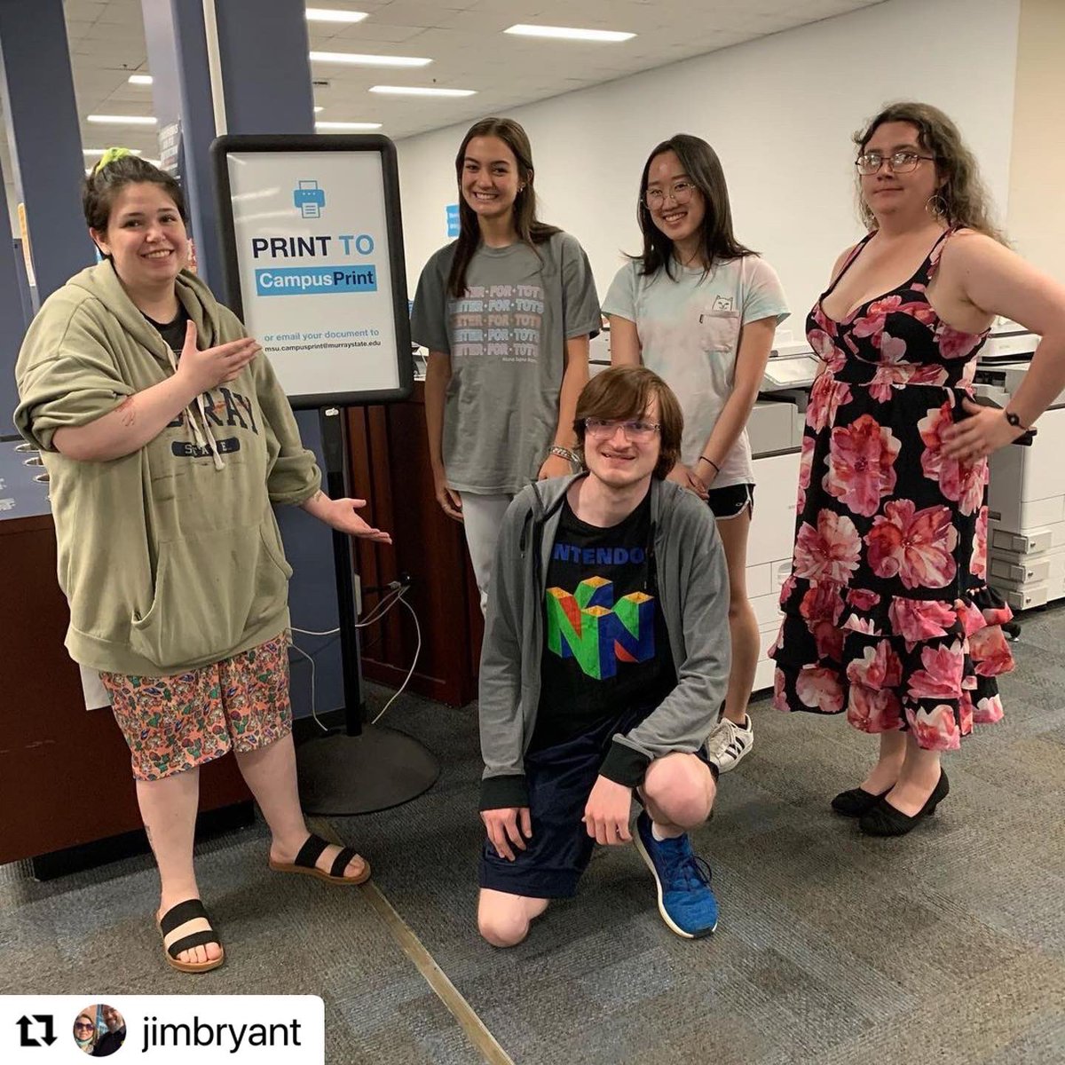 MurrayStateArt's tweet photo. Some of our graphic designers’ work being put into practice at @MurrayStateLibs! 
#GraphicDesign #wayfindingdesign 
#Repost @jimbryant 
・・・
Upgraded some signage in the library today. https://t.co/3IxL7i1jnY