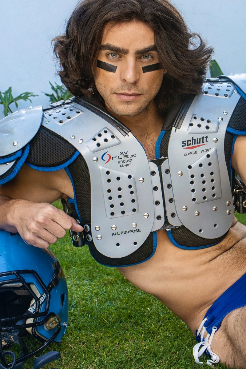 GetIndecent's tweet photo. A mood. 🏈
SHOP: https://t.co/lqGlNqF4TX
#getindecent #swimwear #speedo #speedoboy https://t.co/zVWNdzMAZq