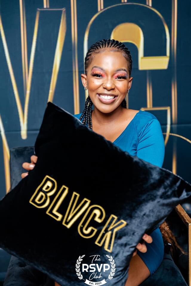 RaspberryAngels's tweet image. Normalise hiring R A S P B E R R Y   P R O M O T I O N S