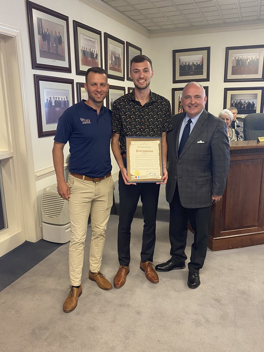 What a special day! June 25th will forever be known in Cleveland, TN as “Christian Noble Day.” Thank you so much to <a href="/MayorKBrooks/">Mayor Kevin Brooks</a> and the Cleveland City Council for the recognition! Well deserved <a href="/little_nobes/">Christian Noble</a> thank you for all you have done to make <a href="/LeeUTFXC/">LeeUniversityT&F/XC</a> what it is today.
