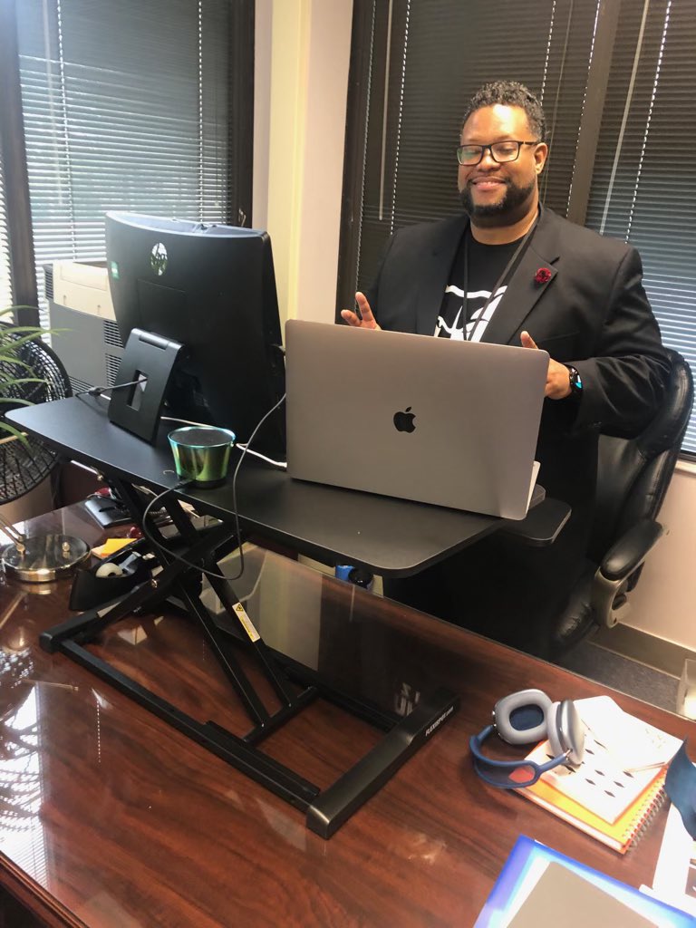 MSCS_CCTE's tweet image. Director DJ P Dot in the building on the 1’s and 2’s working on the work! #CCTEReadyGrad! Do we have some industry leaders who want to join the party?👀