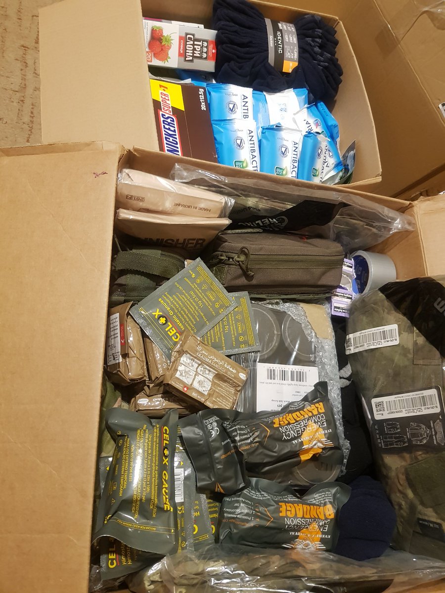 Сьогодні по дрібницях -3000
Навушн.в шпиталь
Все ін.в посилку на фронт:
Докомплектувала аптечки,перегризи на виходи,спреї від кліщів, вологи серветки, ще додала ліки, такмед та ін.
І ще замовила сім рюкзаків
Від душі вам дякую ❤
Звіти тут t.me/KaroDnpr