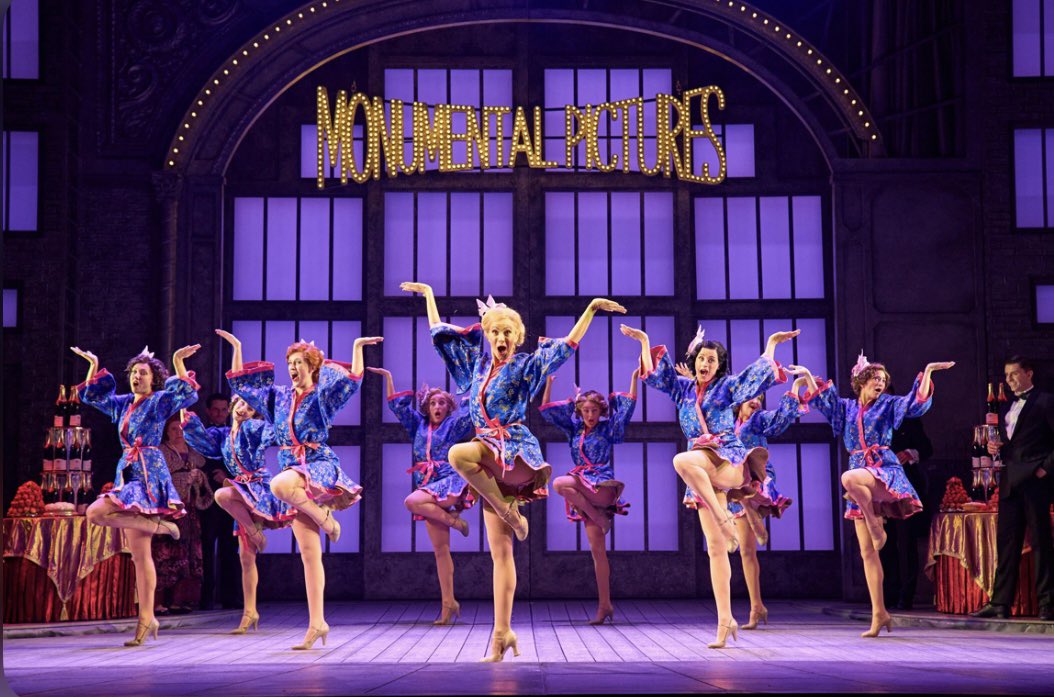 MANCTHEATRICAL's tweet photo. RAIN + MANCHESTER goes hand in hand….. So why not book @intherainsocial SINGING IN THE RAIN @PalaceAndOpera this week?! See this tap-dancing JUGGERNAUGHT as the cast splashes a rainbow through the showers until Sat 14th May - Not to be missed #CLASSICMUSICAL #SINGINGINTHERAIN https://t.co/9gxrK4xg5U