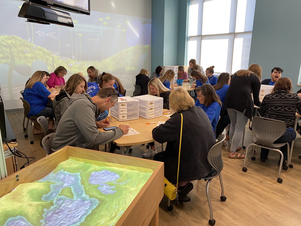 MandyDuncan04's tweet photo. @LeesburgBlazers staff took a field trip today!  We visited the beautiful @gracecollege campus to experience the Lilly Center for Lakes and Streams.  We are SO excited to bring ALL K-6 Leesburg students in the 2022-23 school year! #STEMeducation #wcsmission https://t.co/KQL7QwUxQA