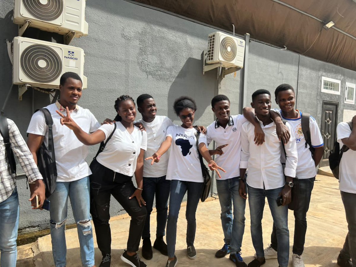 bmessknust's tweet photo. Who was your twin?😍
The white squad did their thing☺️
#BMESSWeekCelebration
#TwinDay https://t.co/1kmNSwll7J